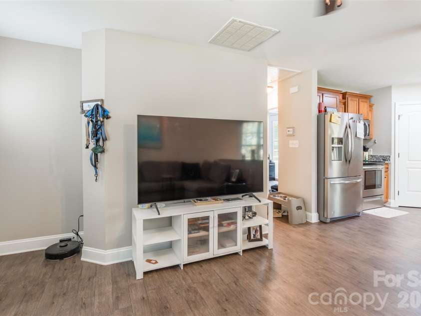379 Maiden Lane, Concord, NC 28025.  MLS# CAR4373764, YatesRealty ID 16768. 