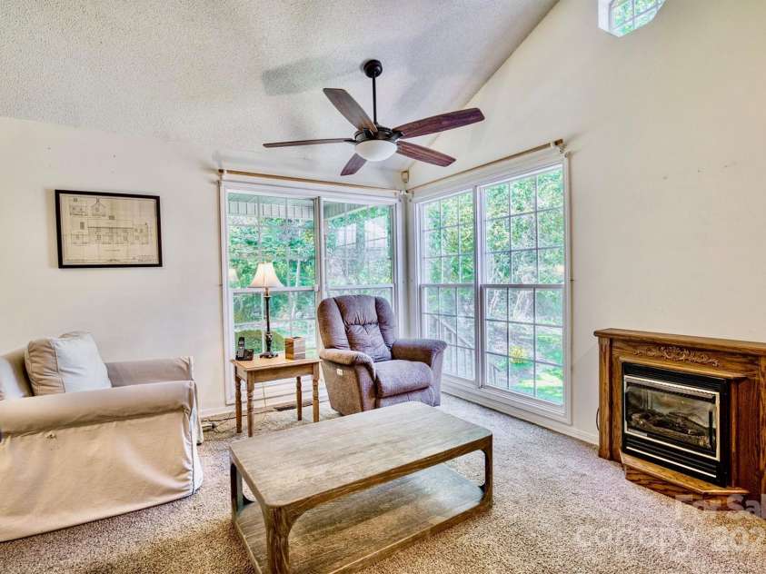 3050 Old Johns River Road, Collettsville, NC 28611.  MLS# CAR4174150, YatesRealty ID 16769. 