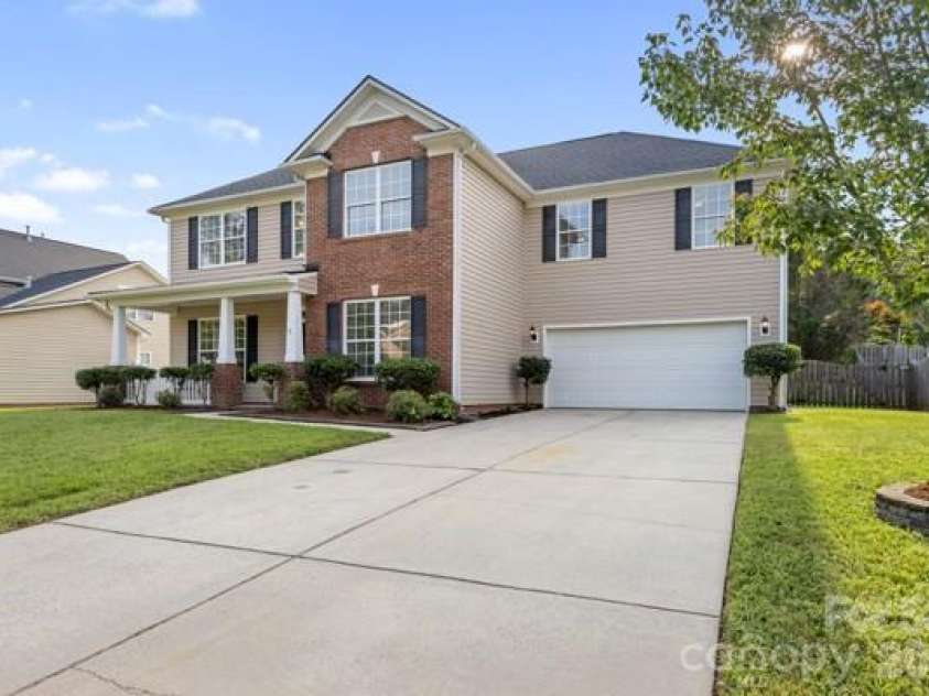 6006 Brook Valley Run, Monroe, NC 28110.  MLS# CAR4411521, YatesRealty ID 16769. 