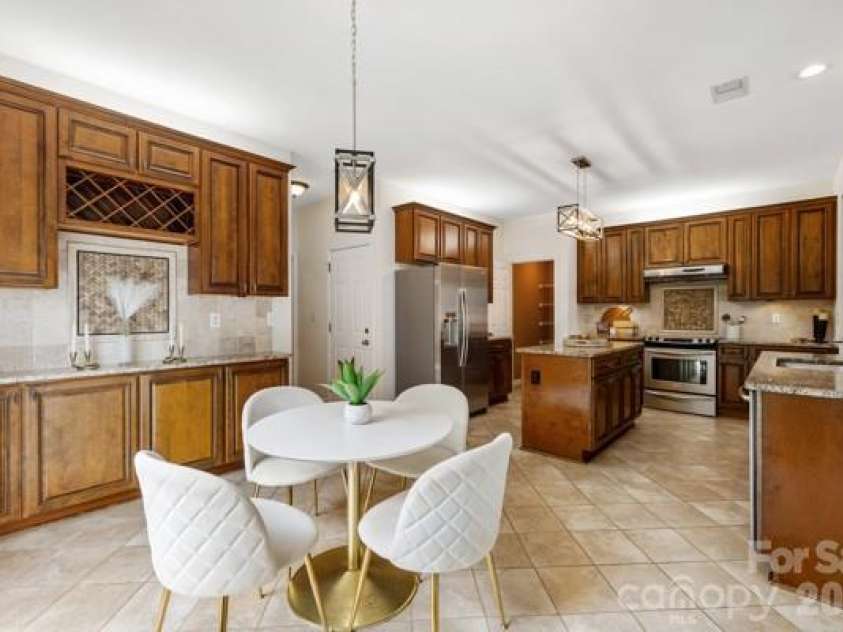 6006 Brook Valley Run, Monroe, NC 28110.  MLS# CAR4411521, YatesRealty ID 16769. 