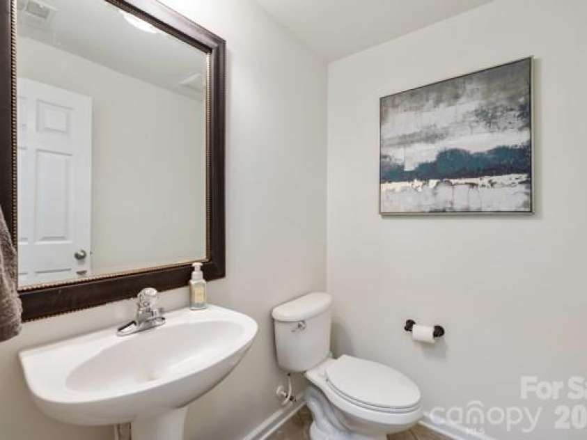 6006 Brook Valley Run, Monroe, NC 28110.  MLS# CAR4411521, YatesRealty ID 16769. Half Bath Down