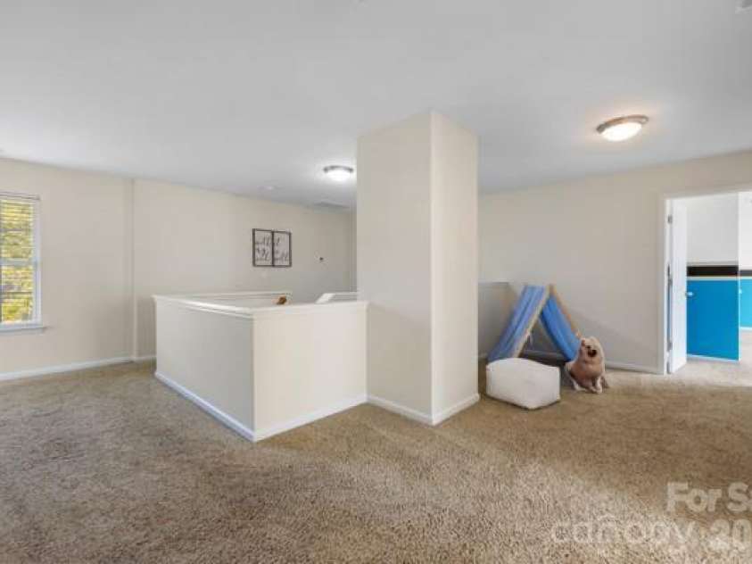 6006 Brook Valley Run, Monroe, NC 28110.  MLS# CAR4411521, YatesRealty ID 16769. Huge Flex Space
