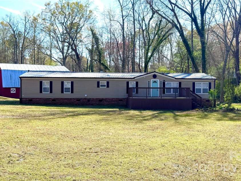 134 Watterson Road, Grover, NC 28073.  MLS# CAR4243050, YatesRealty ID 16770. 