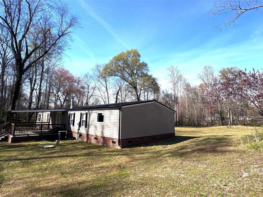 134 Watterson Road, Grover, NC 28073.  MLS# CAR4243050, YatesRealty ID 16770. 
