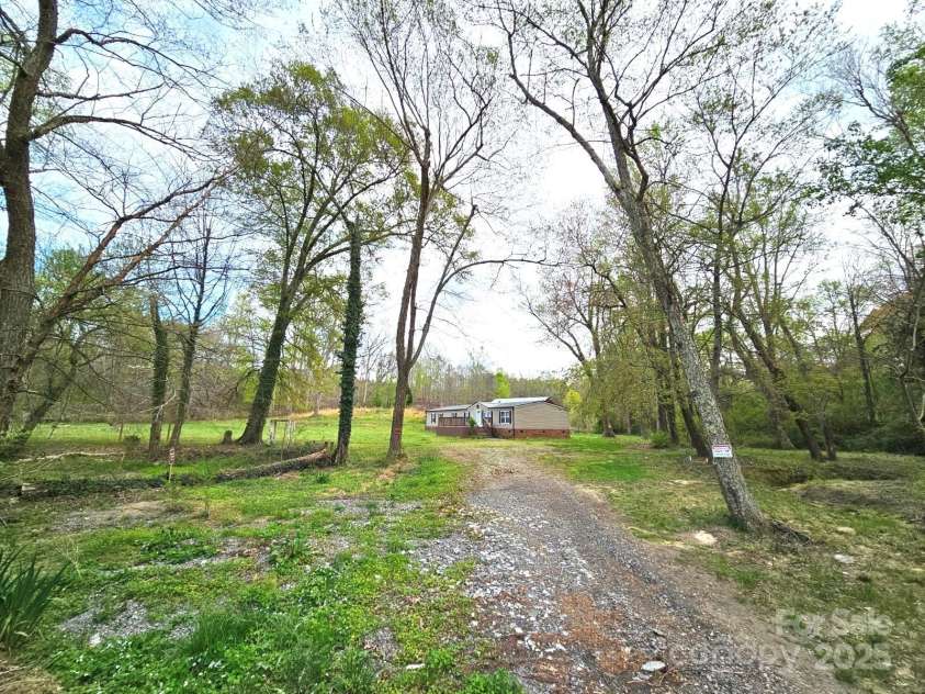 134 Watterson Road, Grover, NC 28073.  MLS# CAR4243050, YatesRealty ID 16770. 