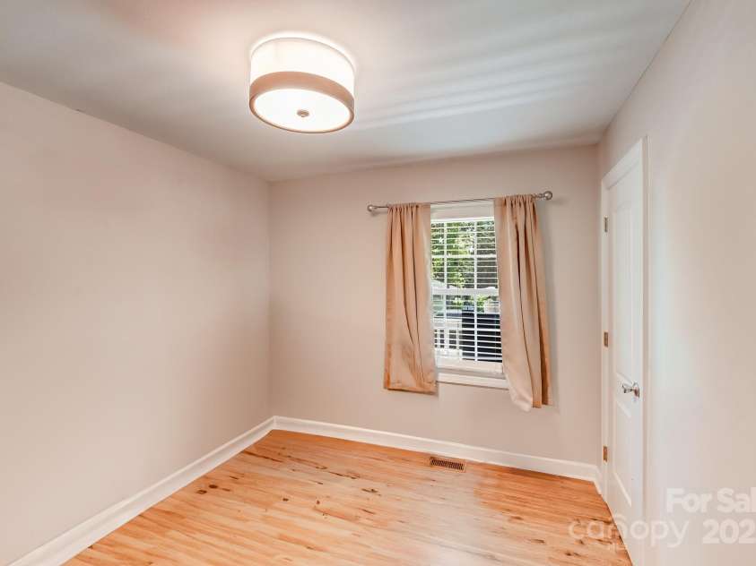 2614 Thornton Road, Charlotte, NC 28208.  MLS# CAR4245913, YatesRealty ID 16773. Bedroom 1