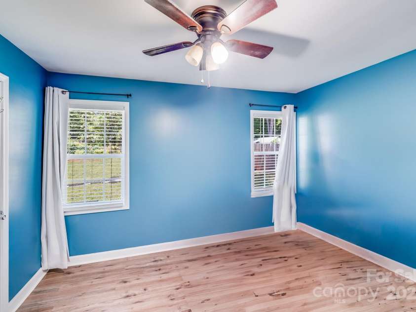 2614 Thornton Road, Charlotte, NC 28208.  MLS# CAR4245913, YatesRealty ID 16773. Primary Bedroom