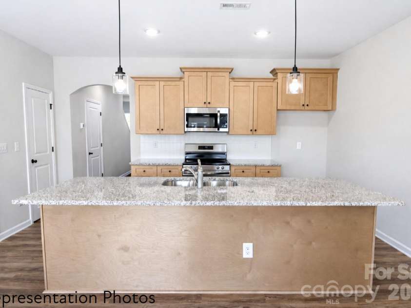 5953 Wallace Avenue, Charlotte, NC 28212.  MLS# CAR4334570, YatesRealty ID 16773. 