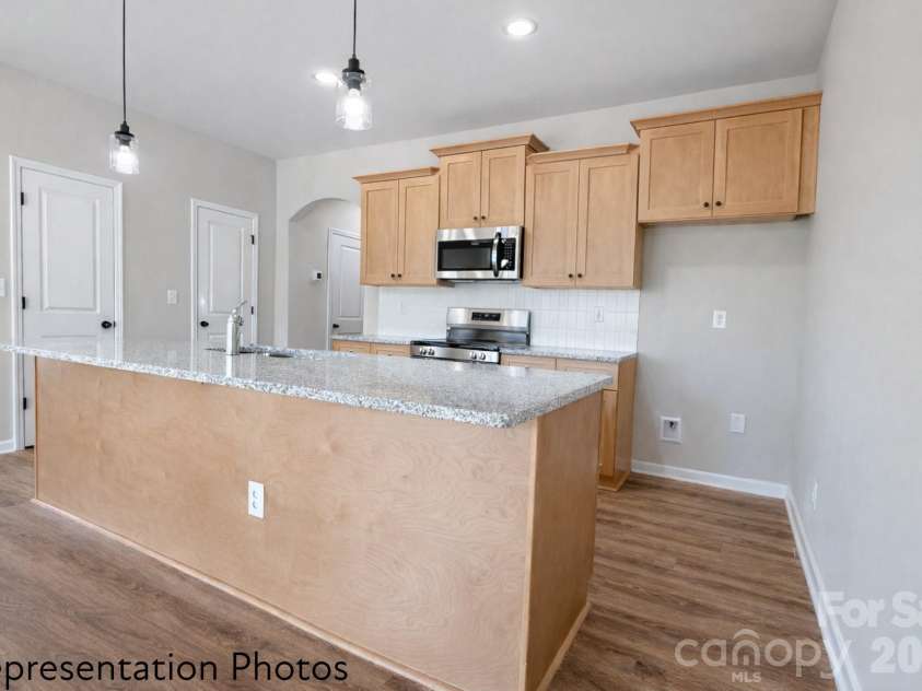 5953 Wallace Avenue, Charlotte, NC 28212.  MLS# CAR4334570, YatesRealty ID 16773. 