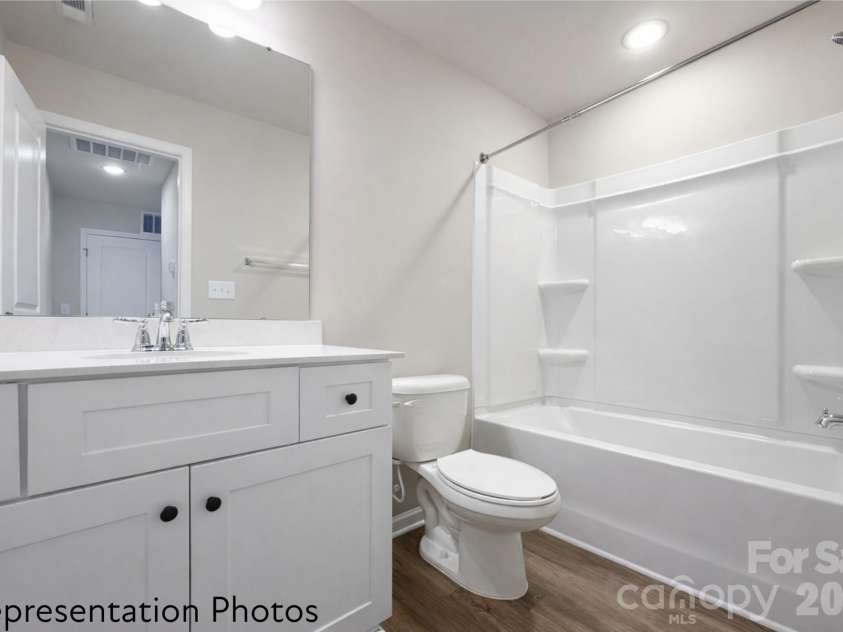 5953 Wallace Avenue, Charlotte, NC 28212.  MLS# CAR4334570, YatesRealty ID 16773. 