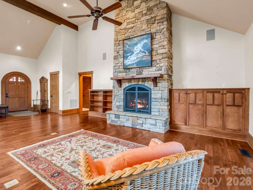 29 Crockett Ridge Road, Black Mountain, NC 28711.  MLS# CAR4361501, YatesRealty ID 16775. 
