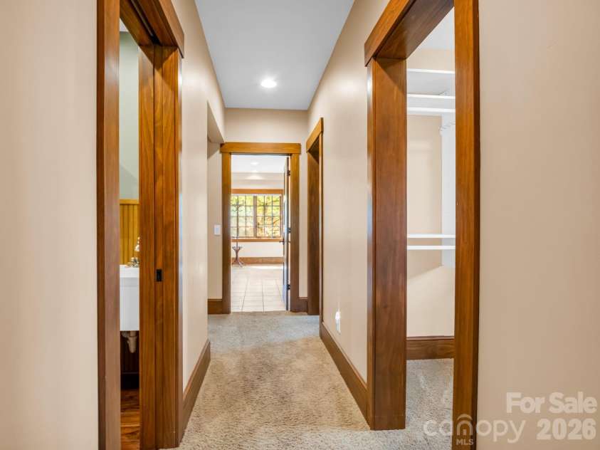 29 Crockett Ridge Road, Black Mountain, NC 28711.  MLS# CAR4361501, YatesRealty ID 16775. 