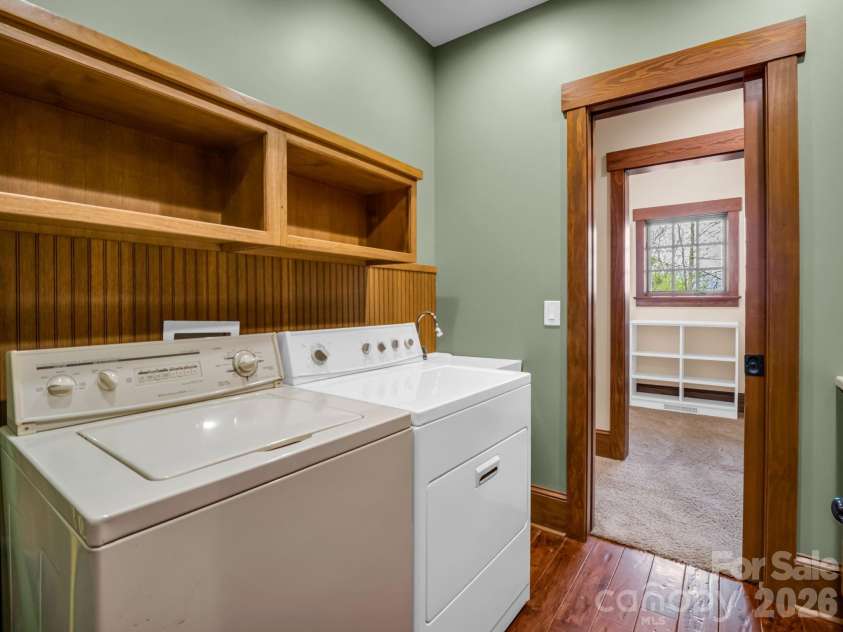 29 Crockett Ridge Road, Black Mountain, NC 28711.  MLS# CAR4361501, YatesRealty ID 16775. 