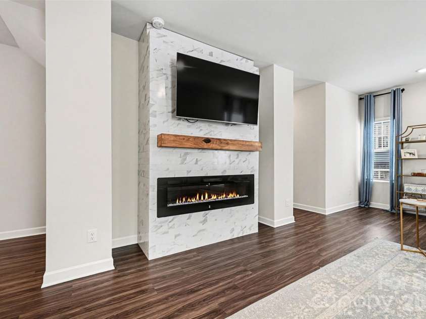 4012 Yucca Alley, Charlotte, NC 28217.  MLS# CAR4334490, YatesRealty ID 16776. 