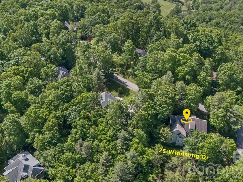 25 Windsong Drive, Fairview, NC 28730.  MLS# CAR4370725, YatesRealty ID 16777. Community Ariel