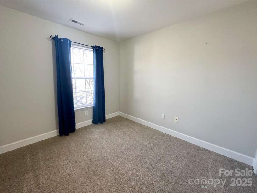 4143 Kenton Glenn Court, Concord, NC 28027.  MLS# CAR4286891, YatesRealty ID 16777. BR 2-upper level