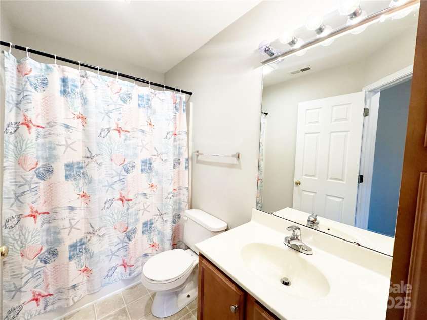 4143 Kenton Glenn Court, Concord, NC 28027.  MLS# CAR4286891, YatesRealty ID 16777. Full bathroom-upper level