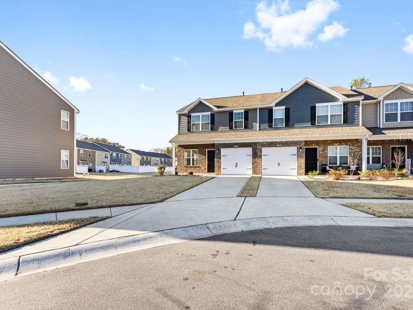 543 San Marco Drive, Gastonia, NC 28056.  MLS# CAR4214364, YatesRealty ID 16779. 