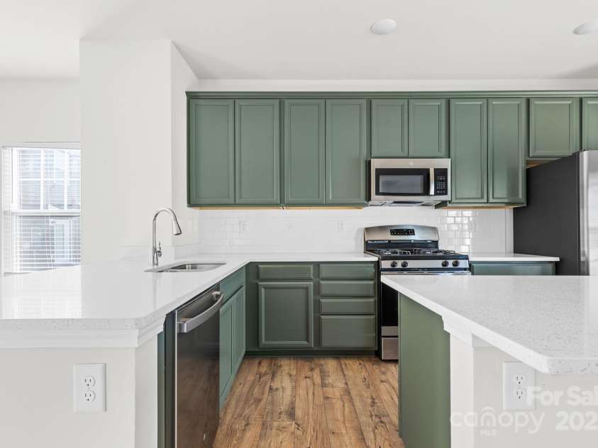 543 San Marco Drive, Gastonia, NC 28056.  MLS# CAR4214364, YatesRealty ID 16779. 
