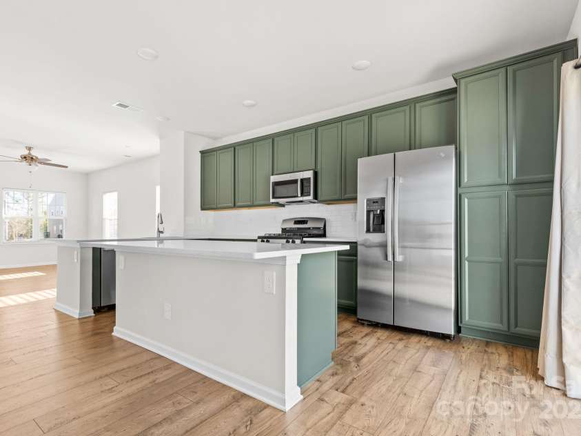 543 San Marco Drive, Gastonia, NC 28056.  MLS# CAR4214364, YatesRealty ID 16779. 