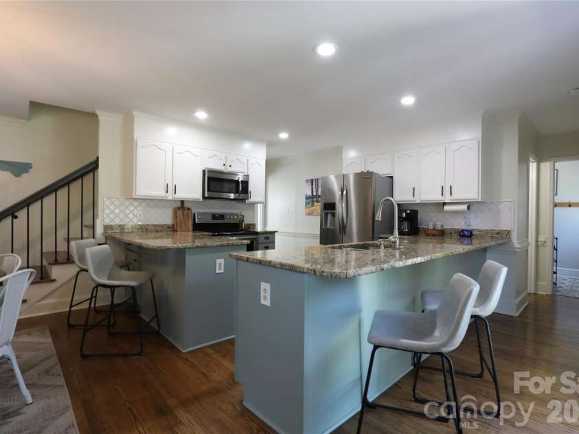 8810 Scarsdale Drive, Mint Hill, NC 28227.  MLS# CAR4368558, YatesRealty ID 16779. 