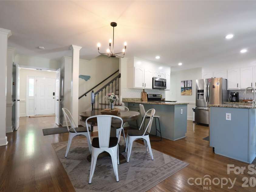 8810 Scarsdale Drive, Mint Hill, NC 28227.  MLS# CAR4368558, YatesRealty ID 16779. 