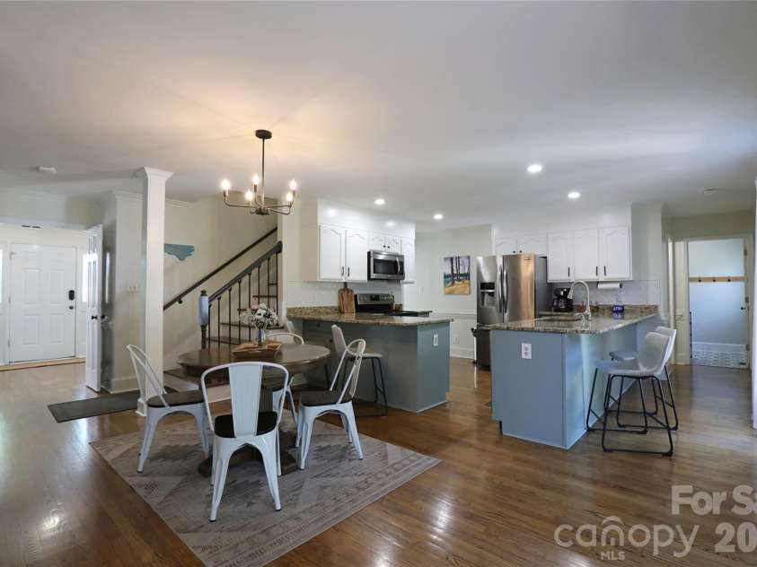 8810 Scarsdale Drive, Mint Hill, NC 28227.  MLS# CAR4368558, YatesRealty ID 16779. 