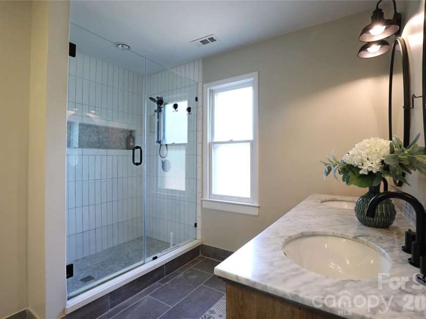 8810 Scarsdale Drive, Mint Hill, NC 28227.  MLS# CAR4368558, YatesRealty ID 16779. 