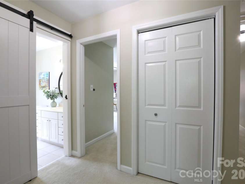 8810 Scarsdale Drive, Mint Hill, NC 28227.  MLS# CAR4368558, YatesRealty ID 16779. 