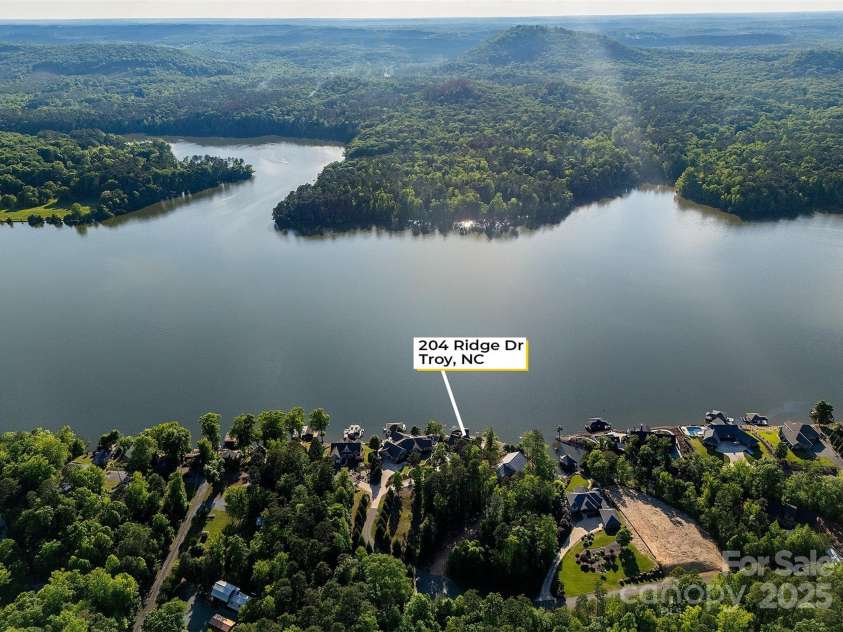 204 Ridge Drive, Troy, NC 27371.  MLS# CAR4258145, YatesRealty ID 16780. 