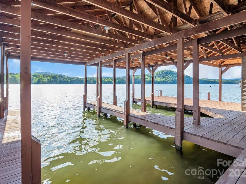 204 Ridge Drive, Troy, NC 27371.  MLS# CAR4258145, YatesRealty ID 16780. 