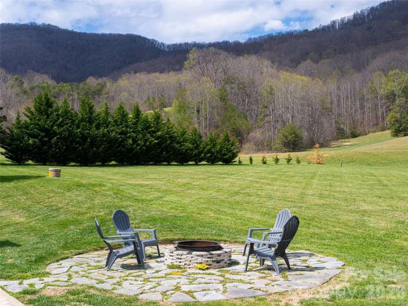 356 Curtis Creek Road, Candler, NC 28715.  MLS# CAR4365516, YatesRealty ID 16780. 