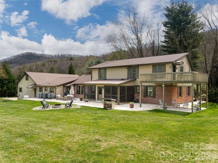 356 Curtis Creek Road, Candler, NC 28715.  MLS# CAR4365516, YatesRealty ID 16780. 