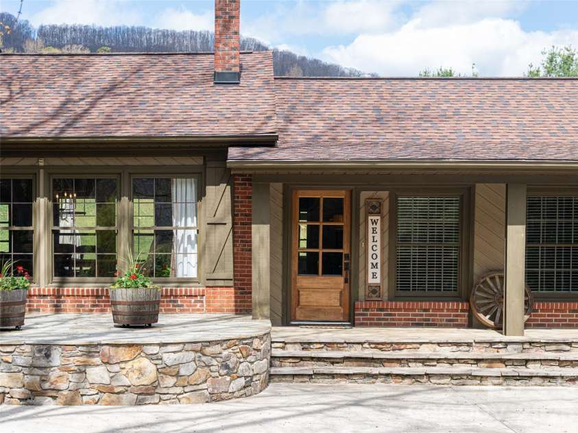 356 Curtis Creek Road, Candler, NC 28715.  MLS# CAR4365516, YatesRealty ID 16780. 