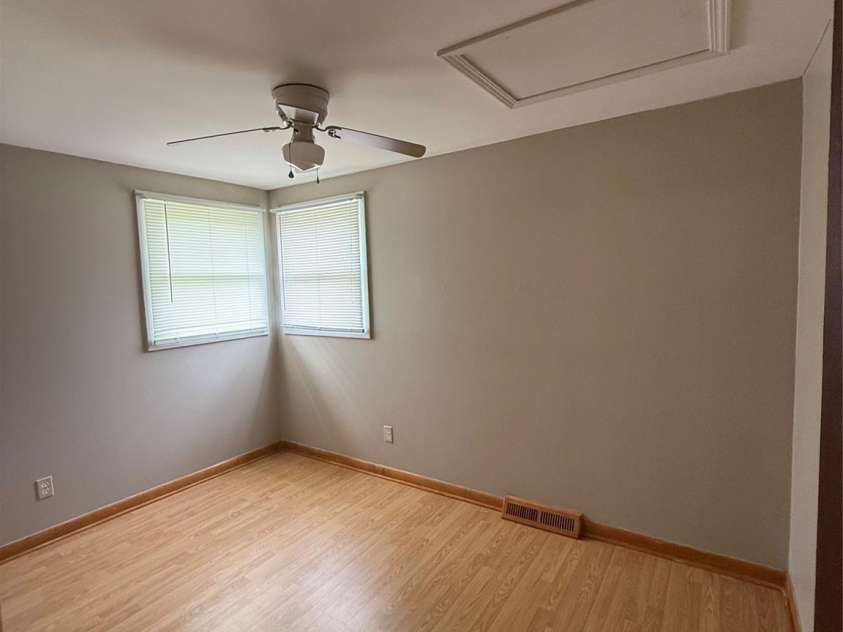 535 Plato Lee Road, Shelby, NC 28150.  MLS# CAR4369128, YatesRealty ID 16781. Eating space