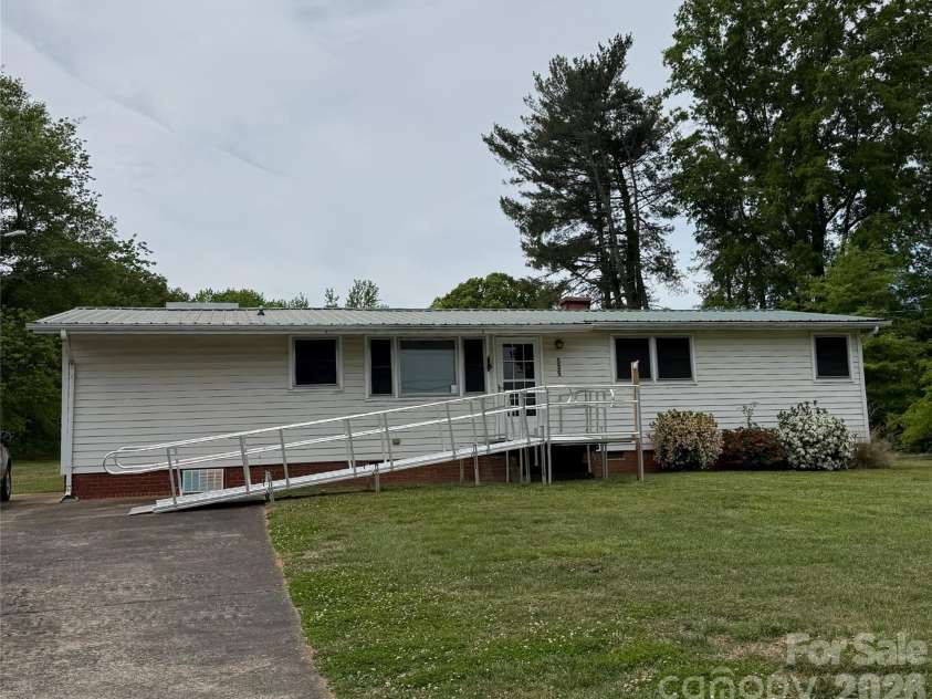 535 Plato Lee Road, Shelby, NC 28150.  MLS# CAR4369128, YatesRealty ID 16781. Front