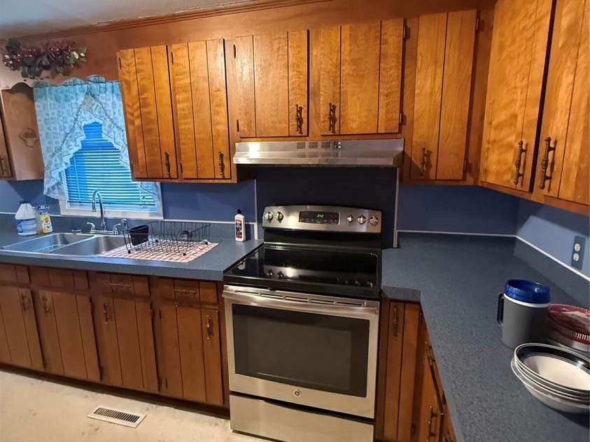 535 Plato Lee Road, Shelby, NC 28150.  MLS# CAR4369128, YatesRealty ID 16781. Kitchen