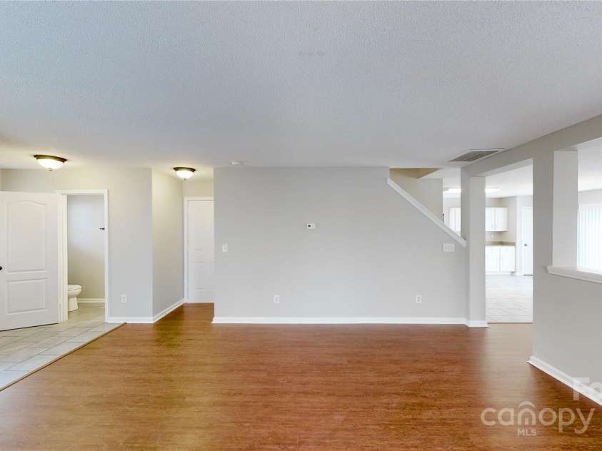 8139 Deodora Cedar Lane, Charlotte, NC 28215.  MLS# CAR4264926, YatesRealty ID 16781. 