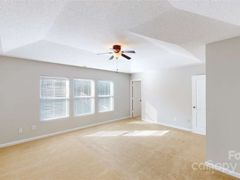 8139 Deodora Cedar Lane, Charlotte, NC 28215.  MLS# CAR4264926, YatesRealty ID 16781. 