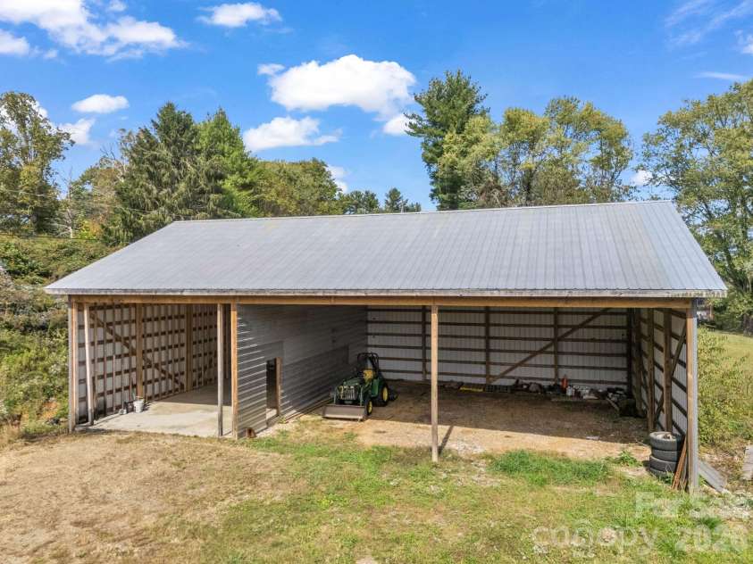 126 & 128 Cook Lane, Mills River, NC 28759.  MLS# CAR4308839, YatesRealty ID 16783. 