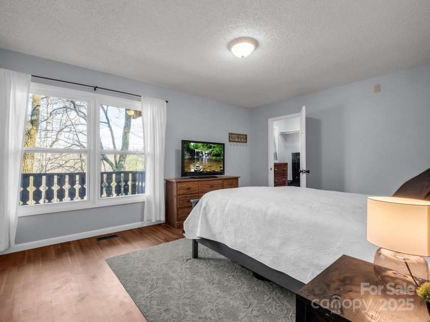 232 Stonebrook Drive, Hendersonville, NC 28791.  MLS# CAR4226613, YatesRealty ID 16783. #1 Main Bedroom