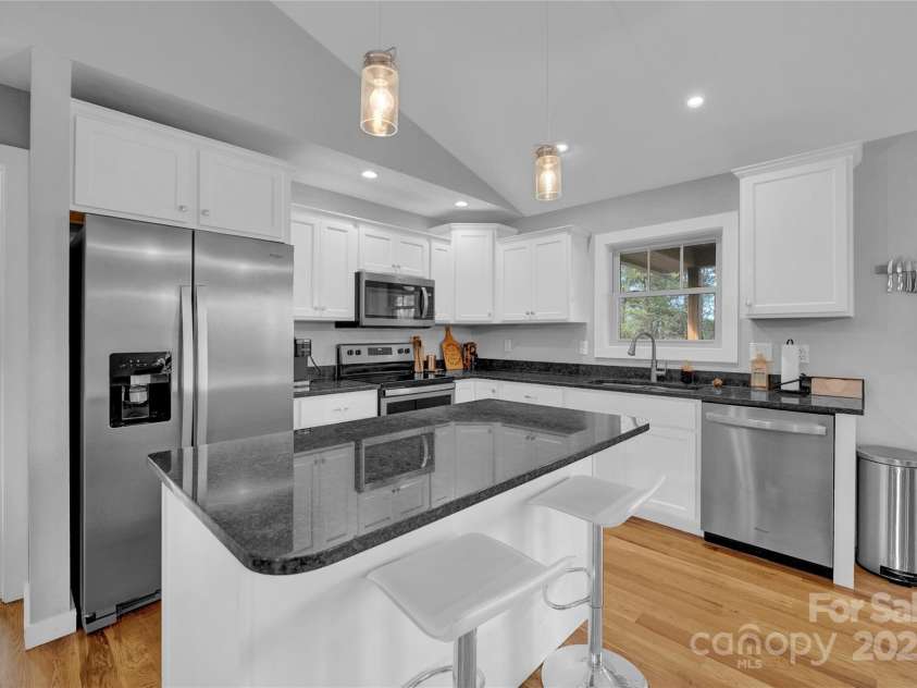 11 Ridge Brook Drive, Weaverville, NC 28787.  MLS# CAR4292818, YatesRealty ID 16784. 