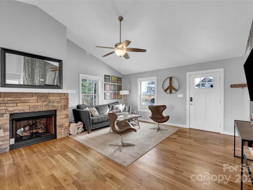 11 Ridge Brook Drive, Weaverville, NC 28787.  MLS# CAR4292818, YatesRealty ID 16784. 