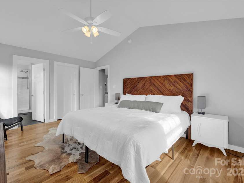 11 Ridge Brook Drive, Weaverville, NC 28787.  MLS# CAR4292818, YatesRealty ID 16784. 