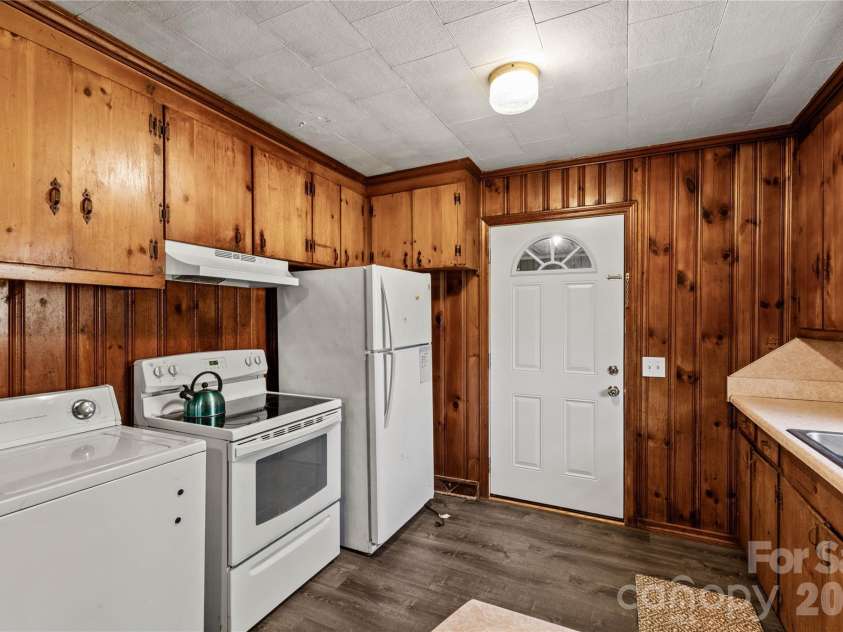 1724 Old Camden Monroe Highway, Lancaster, SC 29720.  MLS# CAR4360717, YatesRealty ID 16784. 