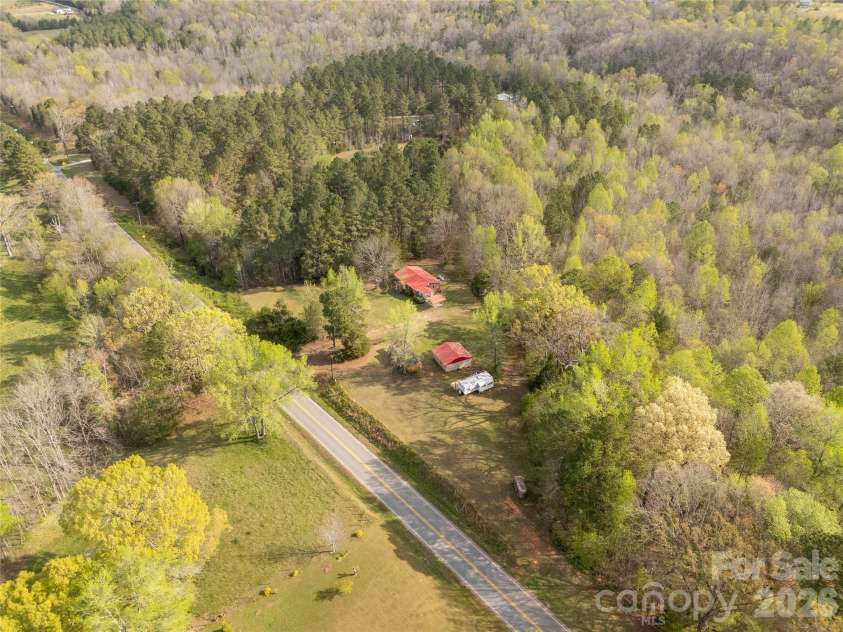1724 Old Camden Monroe Highway, Lancaster, SC 29720.  MLS# CAR4360717, YatesRealty ID 16784. 