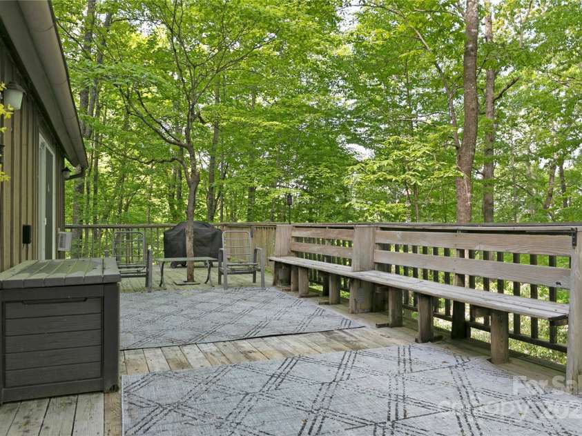455 Cheestoonaya Way, Brevard, NC 28712.  MLS# CAR4259840, YatesRealty ID 16785. 