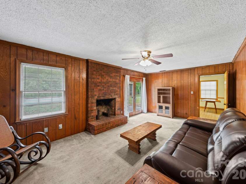 4510 Springview Drive, Monroe, NC 28112.  MLS# CAR4392466, YatesRealty ID 16788. Family Room
