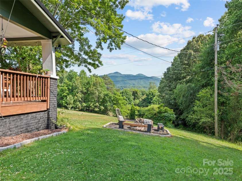 68 Piney Mountain Church Road, Candler, NC 28715.  MLS# CAR4253272, YatesRealty ID 16788. 