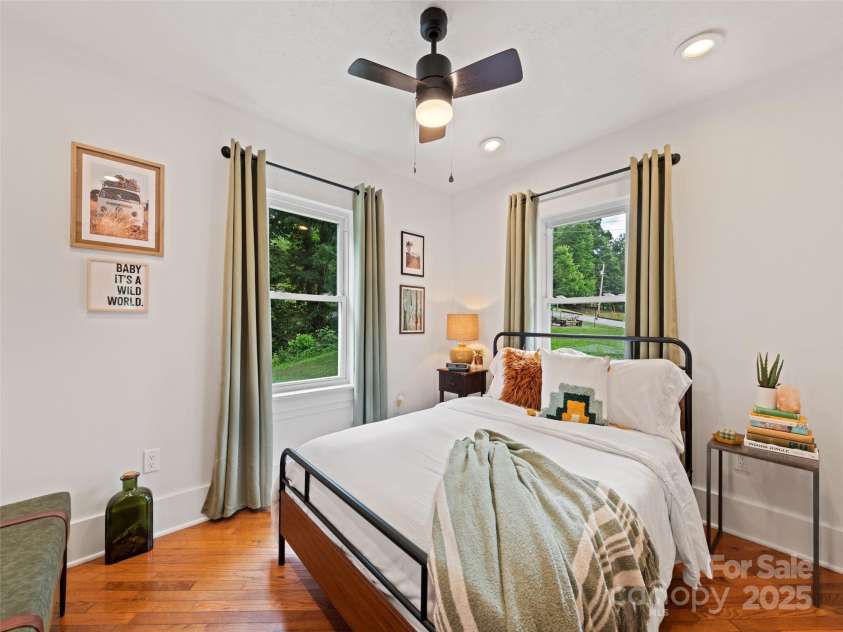 68 Piney Mountain Church Road, Candler, NC 28715.  MLS# CAR4253272, YatesRealty ID 16788. 